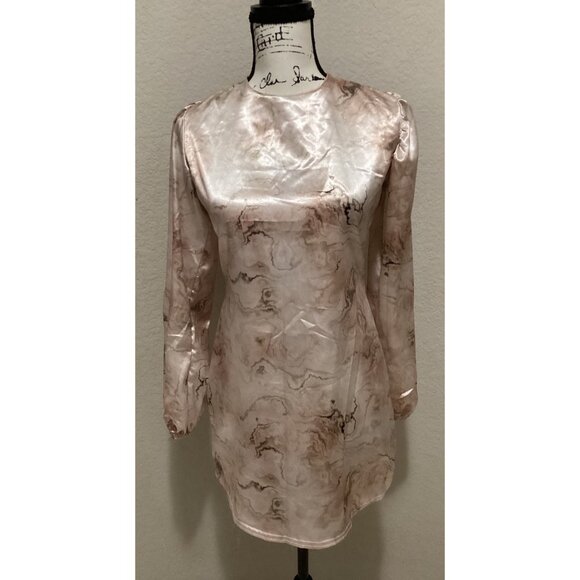 Elegant Marble-Print Satin Blouse With Long Sleeves & Round Neckline Size 2 - Picture 2 of 5